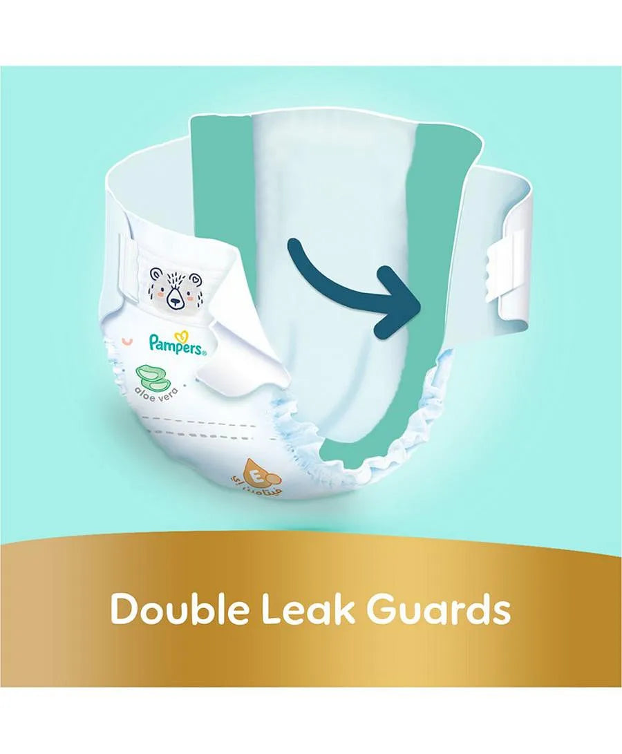 Pampers Ultimate Comfort Taped Diapers Size 4 9–14kg 54 Count – White