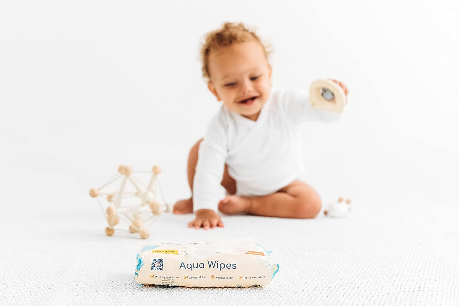 Aqua Wipes Originals Baby Wipes, 100% Biodegradable, Plastic Free Wipes, 99.6% Purified Water, Newborn Wipes, Vegan, Paraben and Perfume Free, NHS Approved (12 Packs of 64 Wipes, 768 Wipes)